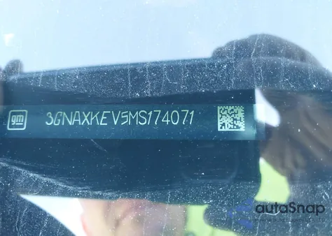 2021 Chevrolet Equinox Fwd Lt из США, поврежденный, VIN 3GNAXKEV5MS174071